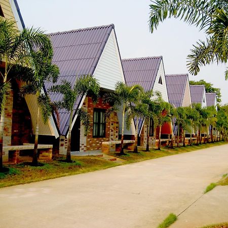Hiso Resort Udon Thani Bagian luar foto